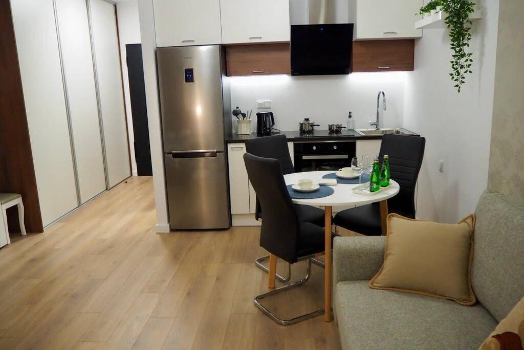 Nr 4 Close To Medicover And Paley Institute Apartment